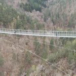 421fa0c8-11dd-4f5c-8bd8-aab140b29e10 Passerelle Himalayenne